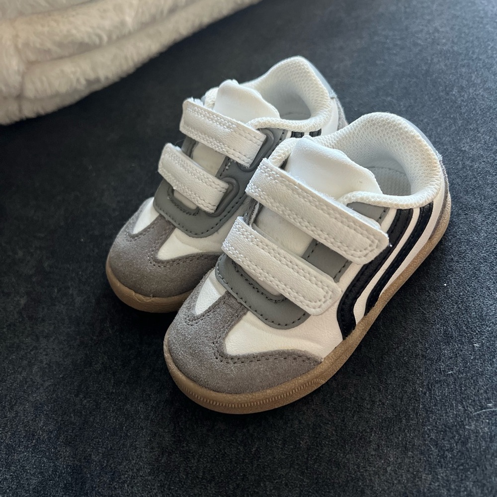 Cat & Jack White and Gray Kids Sneakers